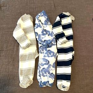 Burt Bee Organic Cotton Onsies with built in mittens, Set of 3, Size Newborn